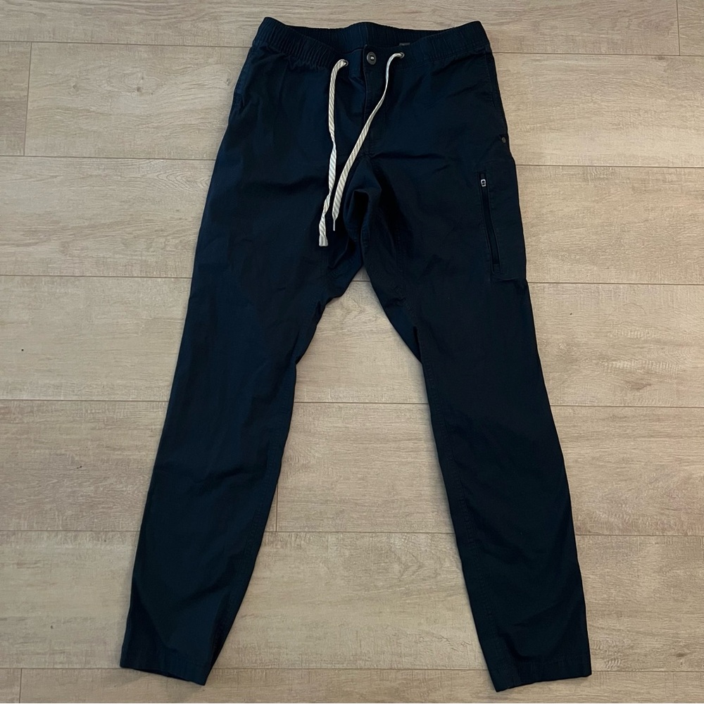 Vuori Men's Navy Blue Cargo Pants